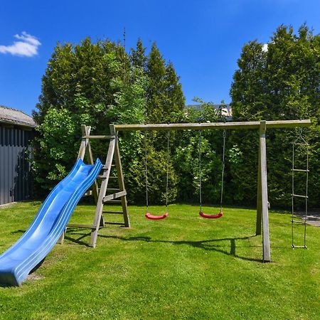 Ferienwohnungen Auf Dem Ferienhof Klein Husums Вердум Екстериор снимка